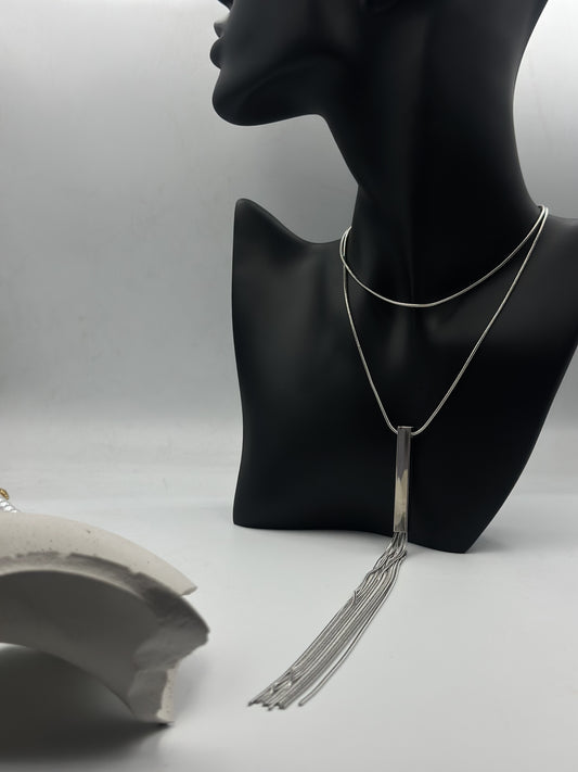 “Linéa Flow” necklace
