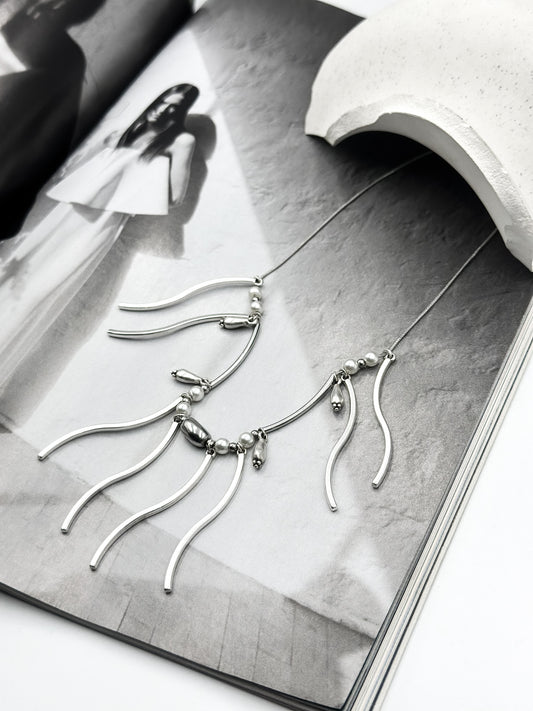 “Liquid Dance” necklace