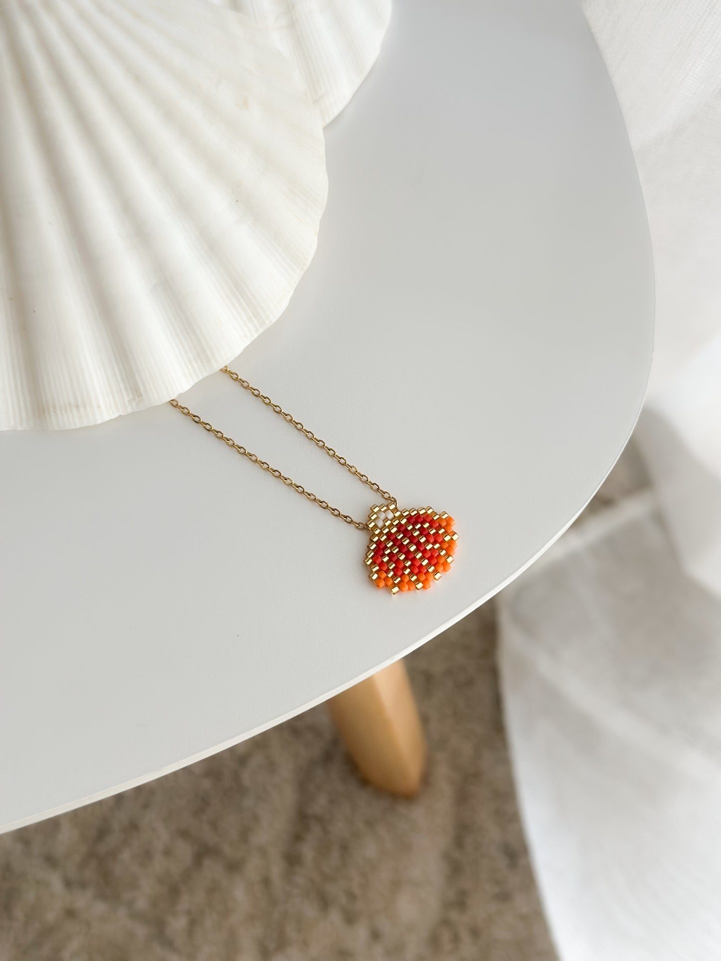 Shell handra necklace