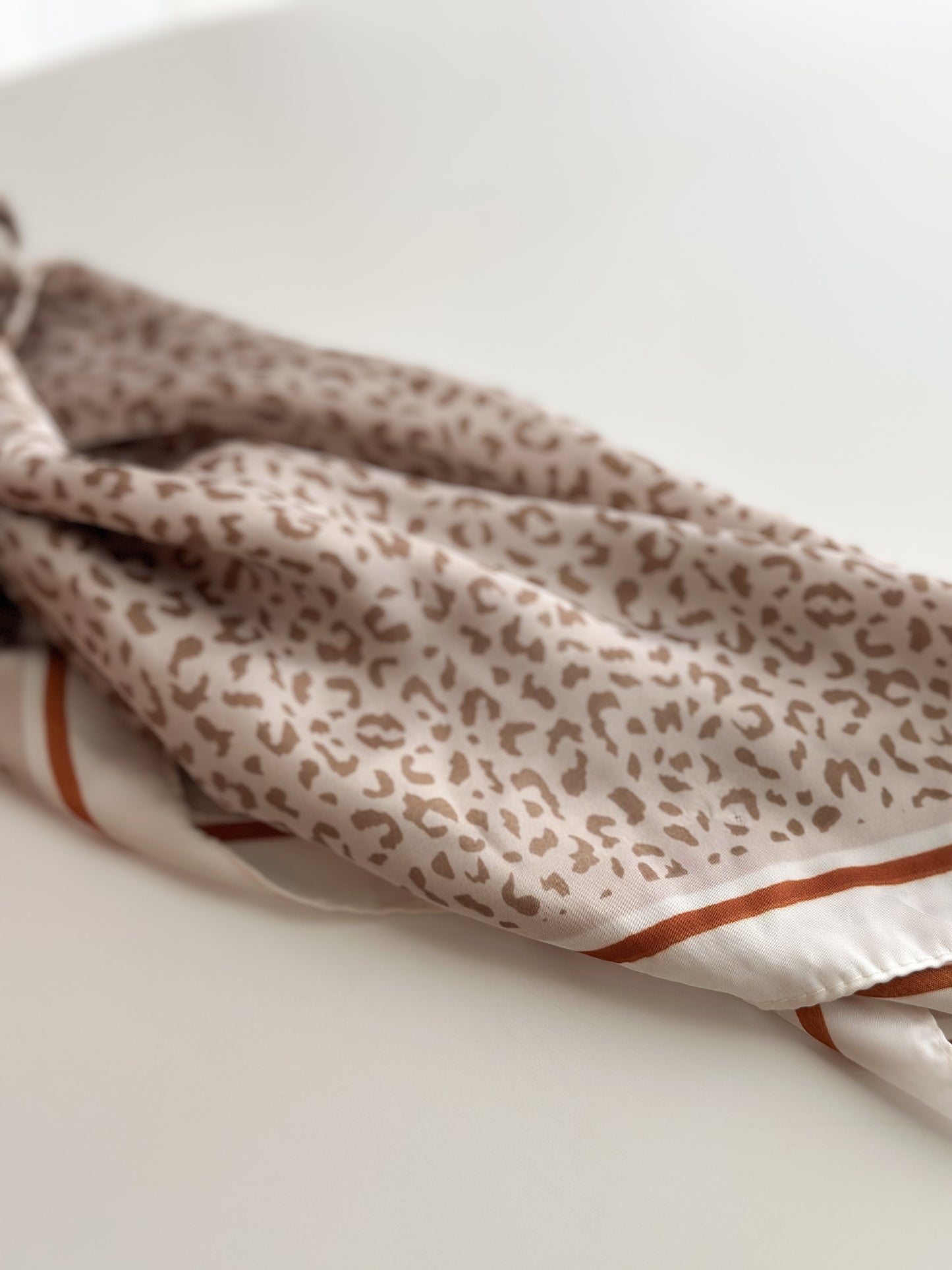 Nami scarf