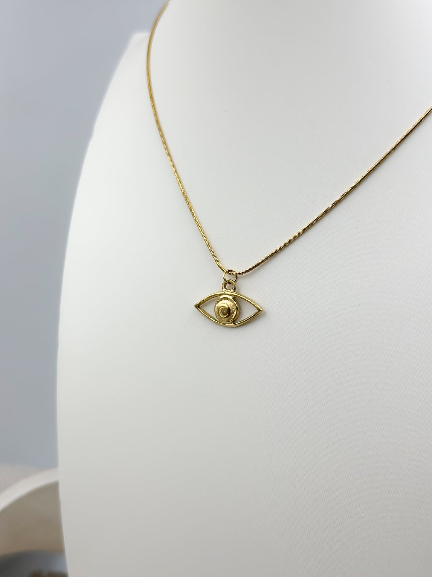 “Gold Eye” Necklace