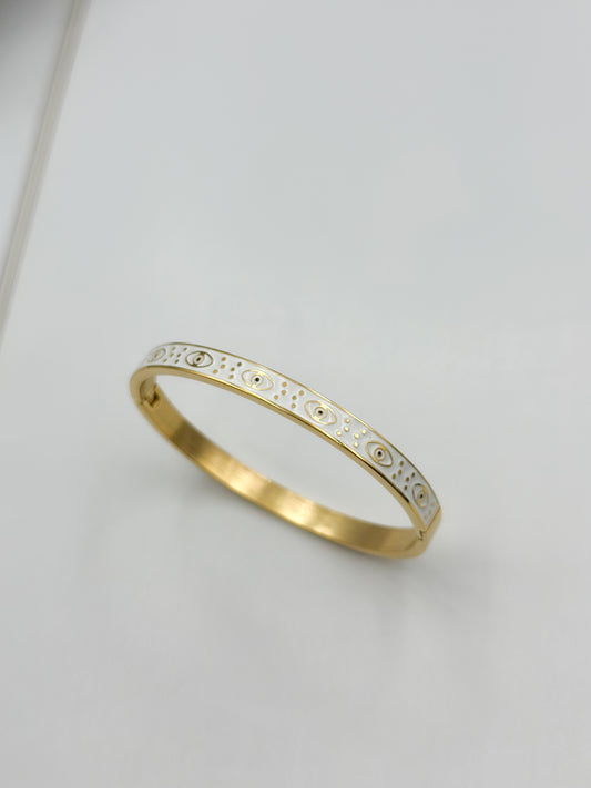 Gold eye bracelet