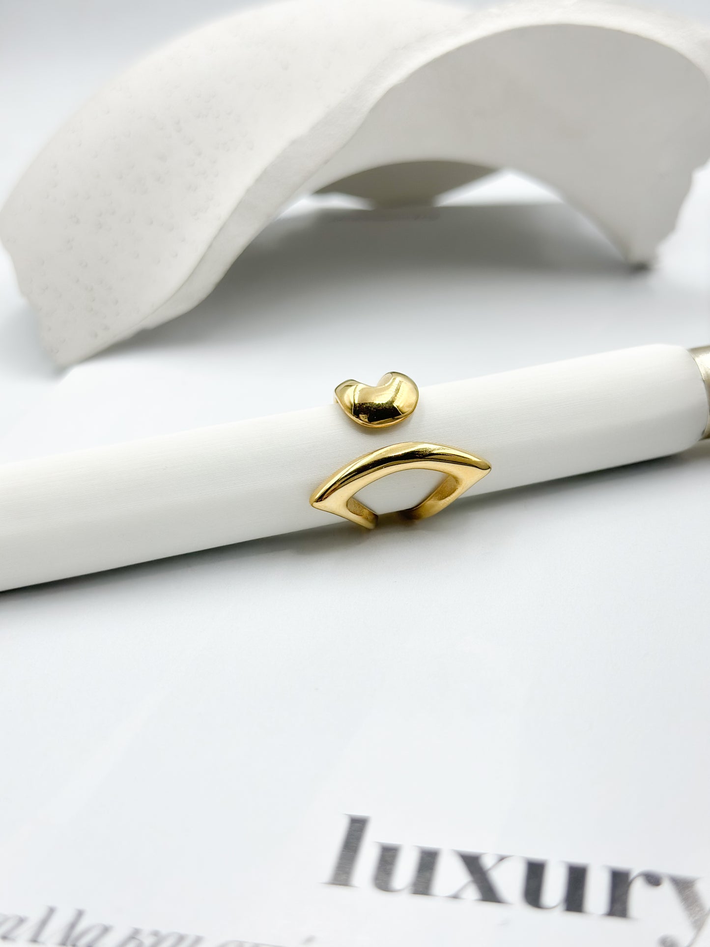“Harmony” ring