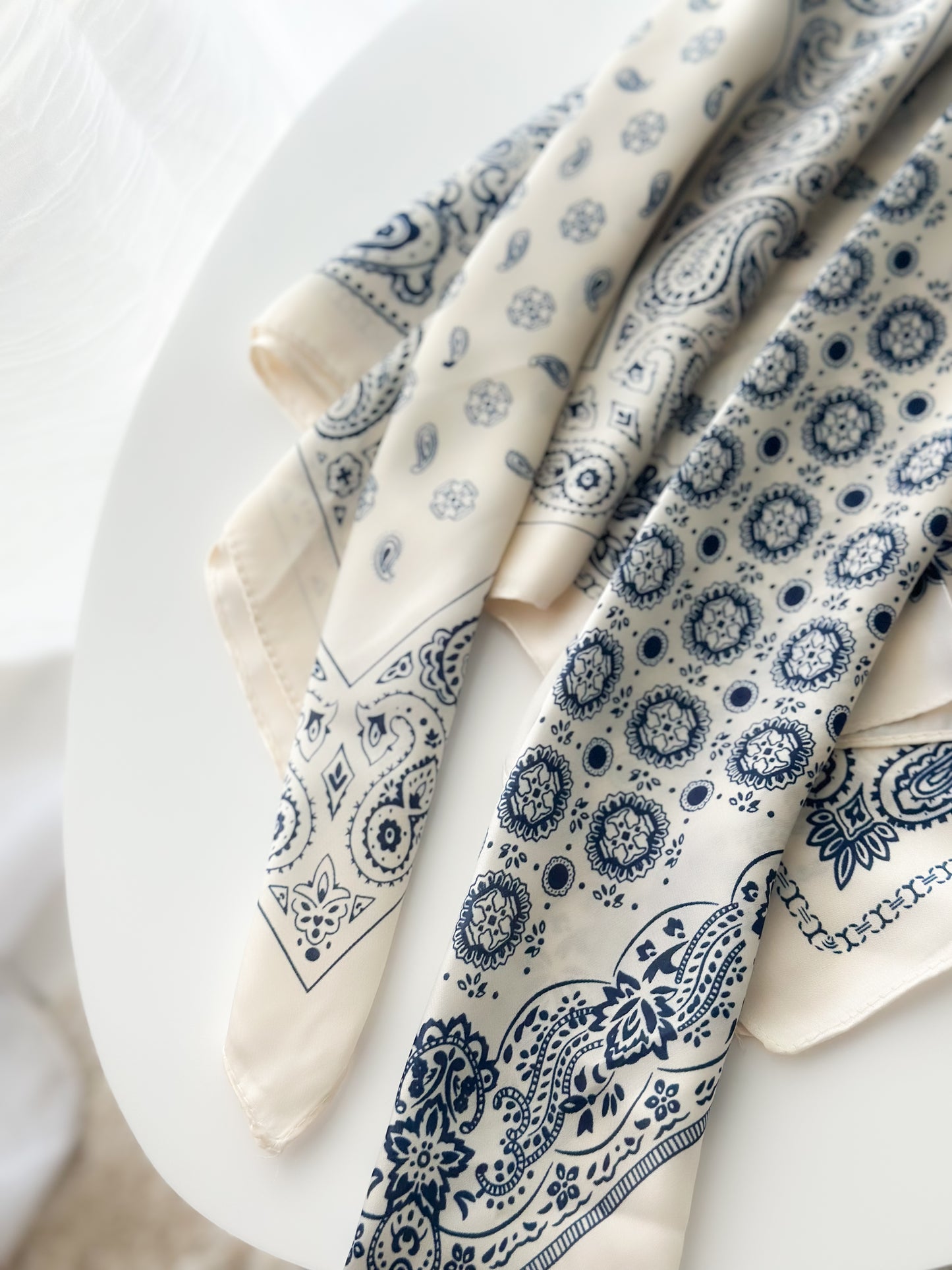 “Cyclades” scarf