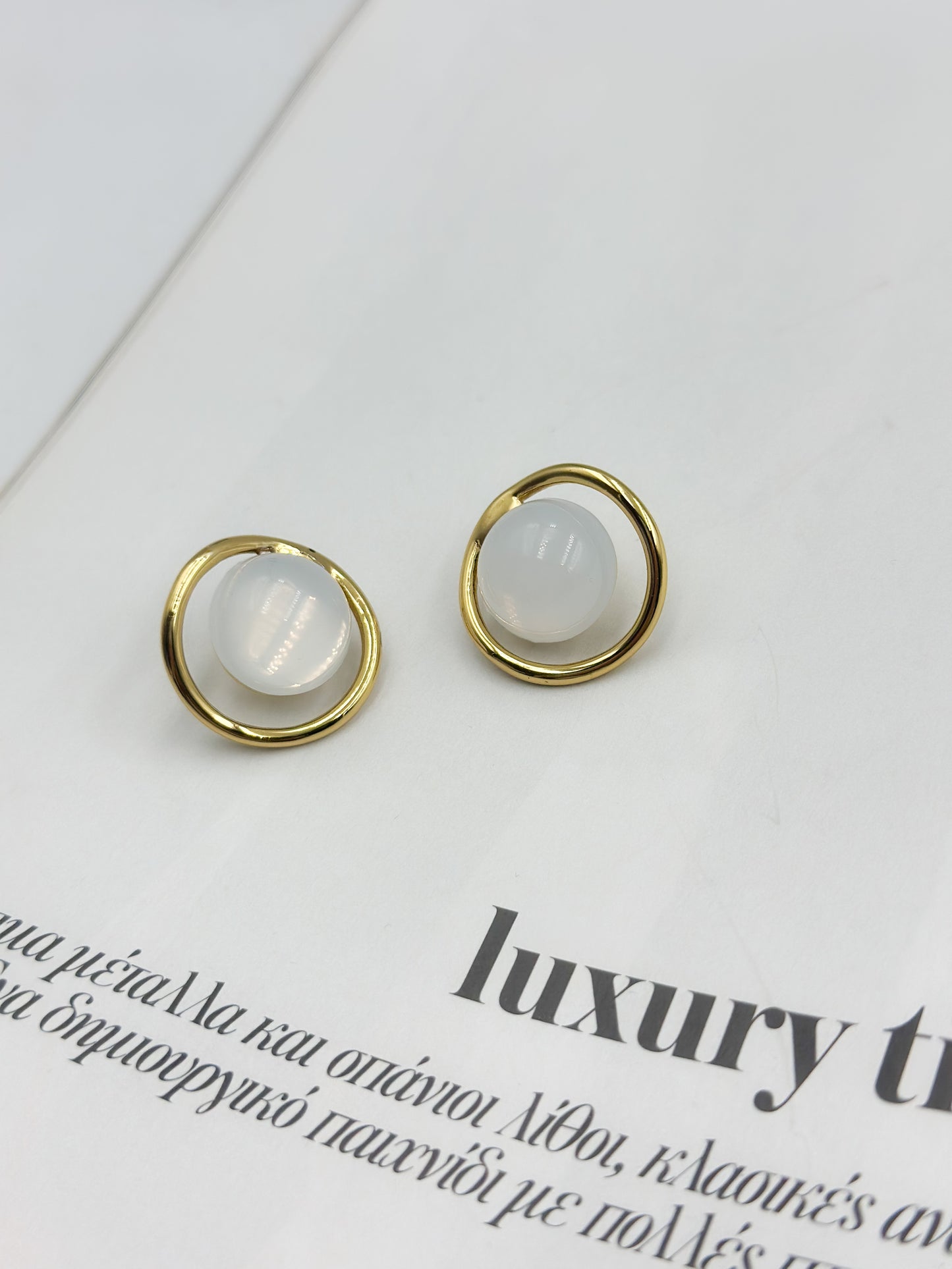 “Moonlight Circle” earrings