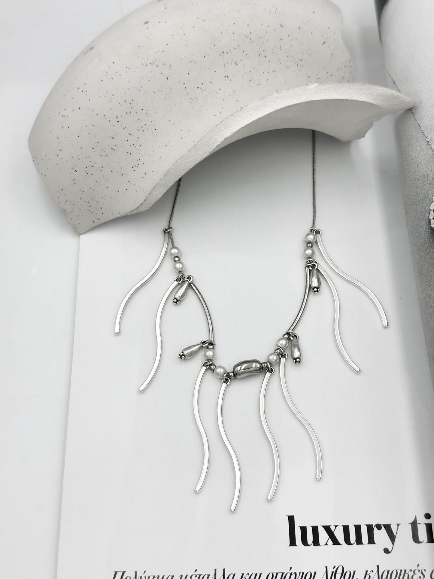 “Liquid Dance” necklace