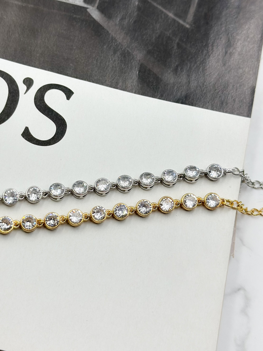 “Glow Line” bracelet