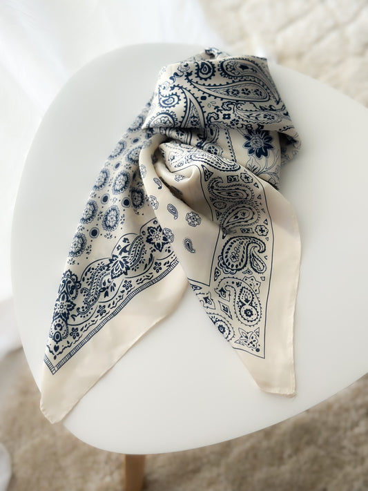 “Cyclades” scarf