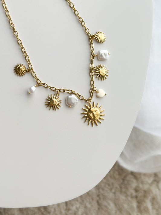“Solar mystic” necklace