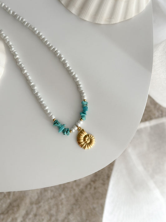Eleutheria necklace