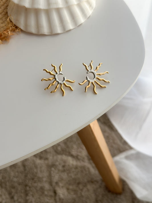 “Solar vibes” earrings