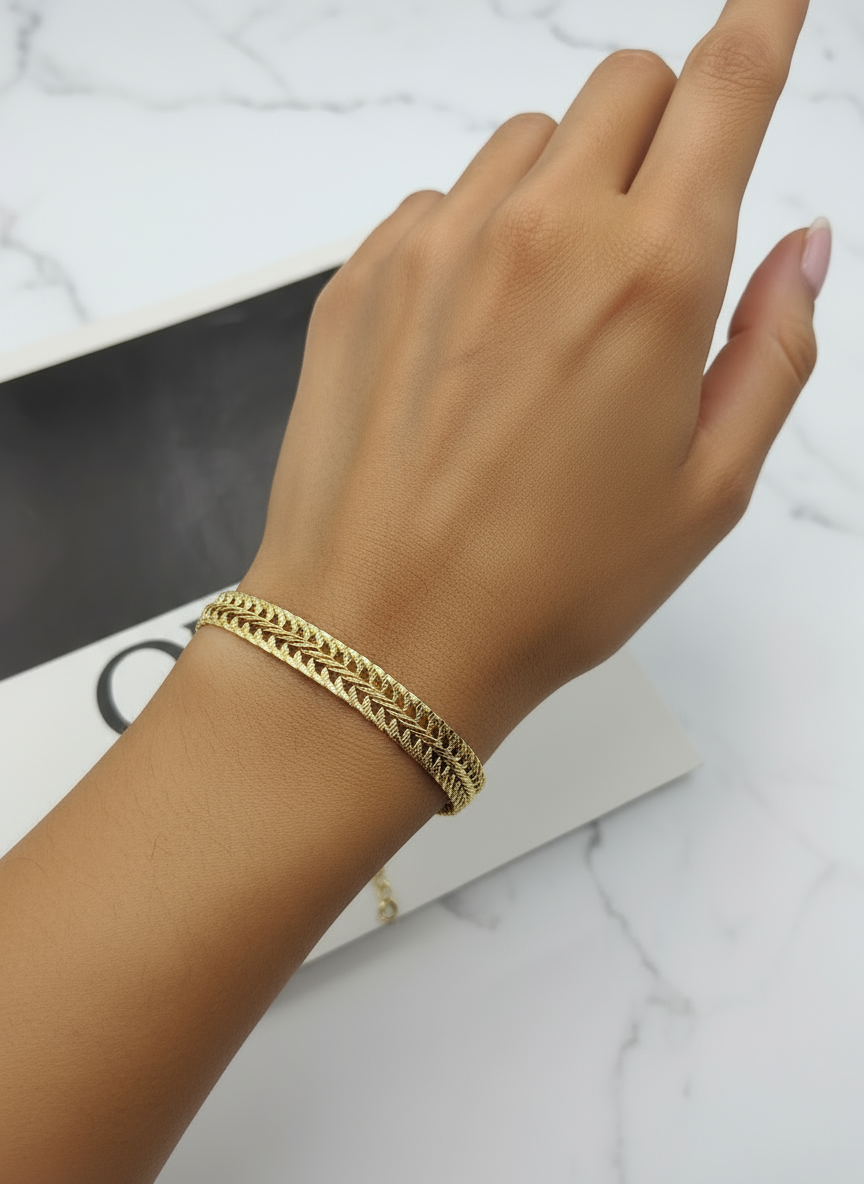 Bold Link Bracelet