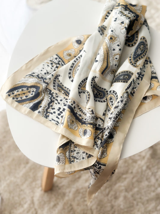 Delaney Scarf