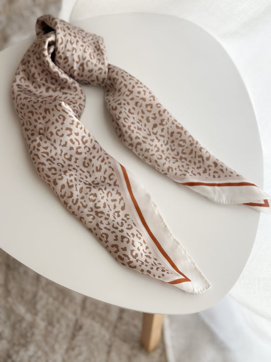 Nami scarf
