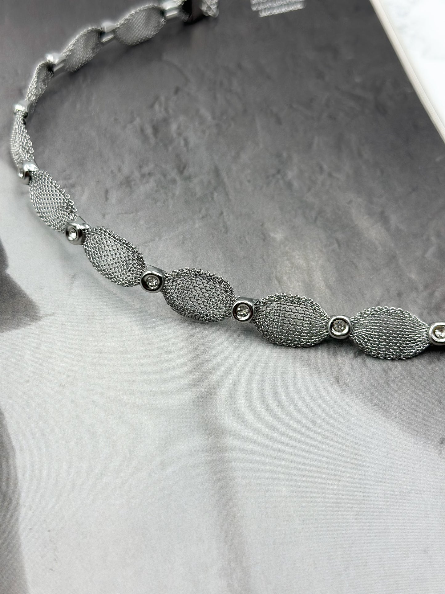 “Mesh Elegance” Necklace